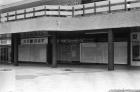 Shops close as recession bites